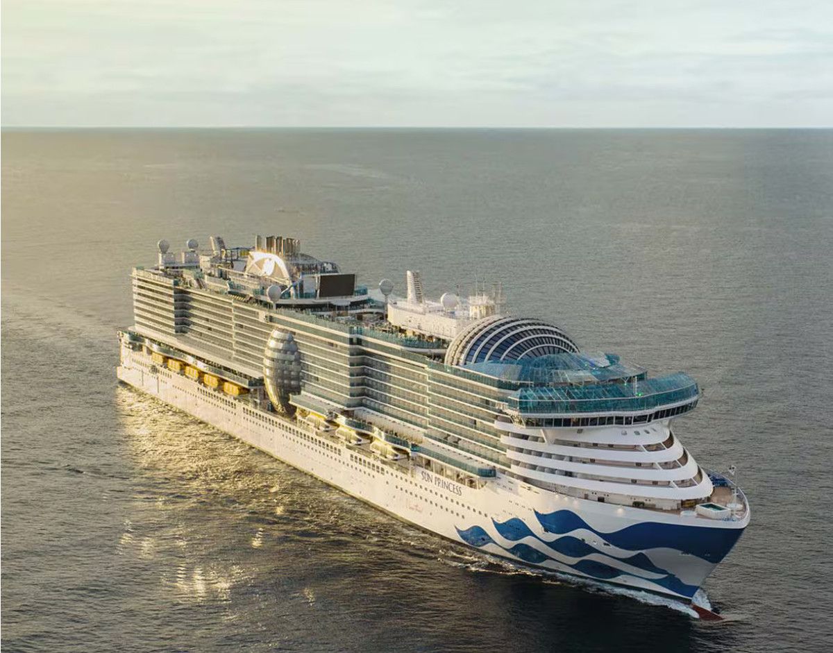 Cruceros en Grecia al l&iacute;mite: m&aacute;s de 13.000 pasajeros en Corf&uacute; en un solo d&iacute;a