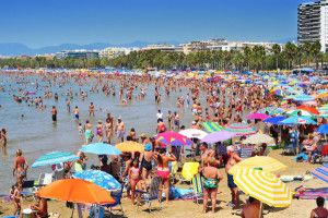 Las olas de calor reducen la fidelidad de los turistas extranjeros en España