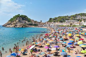 Los españoles se gastarán una media de 1.130 euros por persona en sus vacaciones de agosto