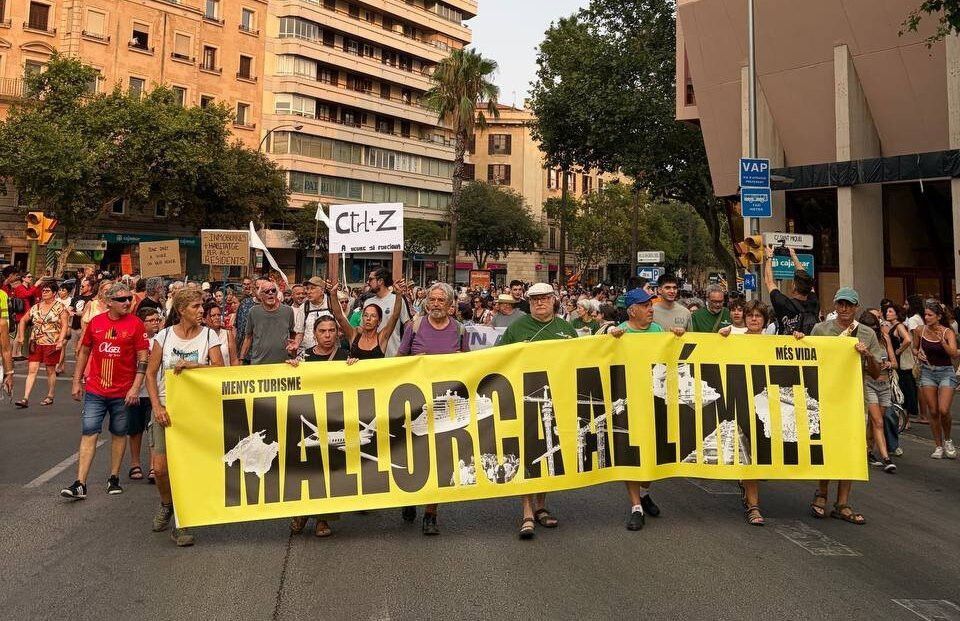 Federaci&oacute;n Empresarial Hotelera de Mallorca valora la manifestaci&oacute;n del domingo