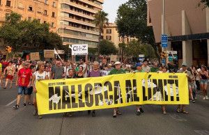 Los hoteleros de Mallorca creen que la protesta ciudadana debe ser "escuchada con atención"