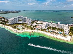 Riu transforma uno de sus hoteles más emblemáticos en la zona hotelera de Cancún
