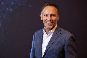 HBX: Nicolas Huss deja la compañía y los ingresos caen un 3% en el tercer trimestre