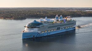 Royal Caribbean crece un 6% y ultima su salto a los cruceros fluviales