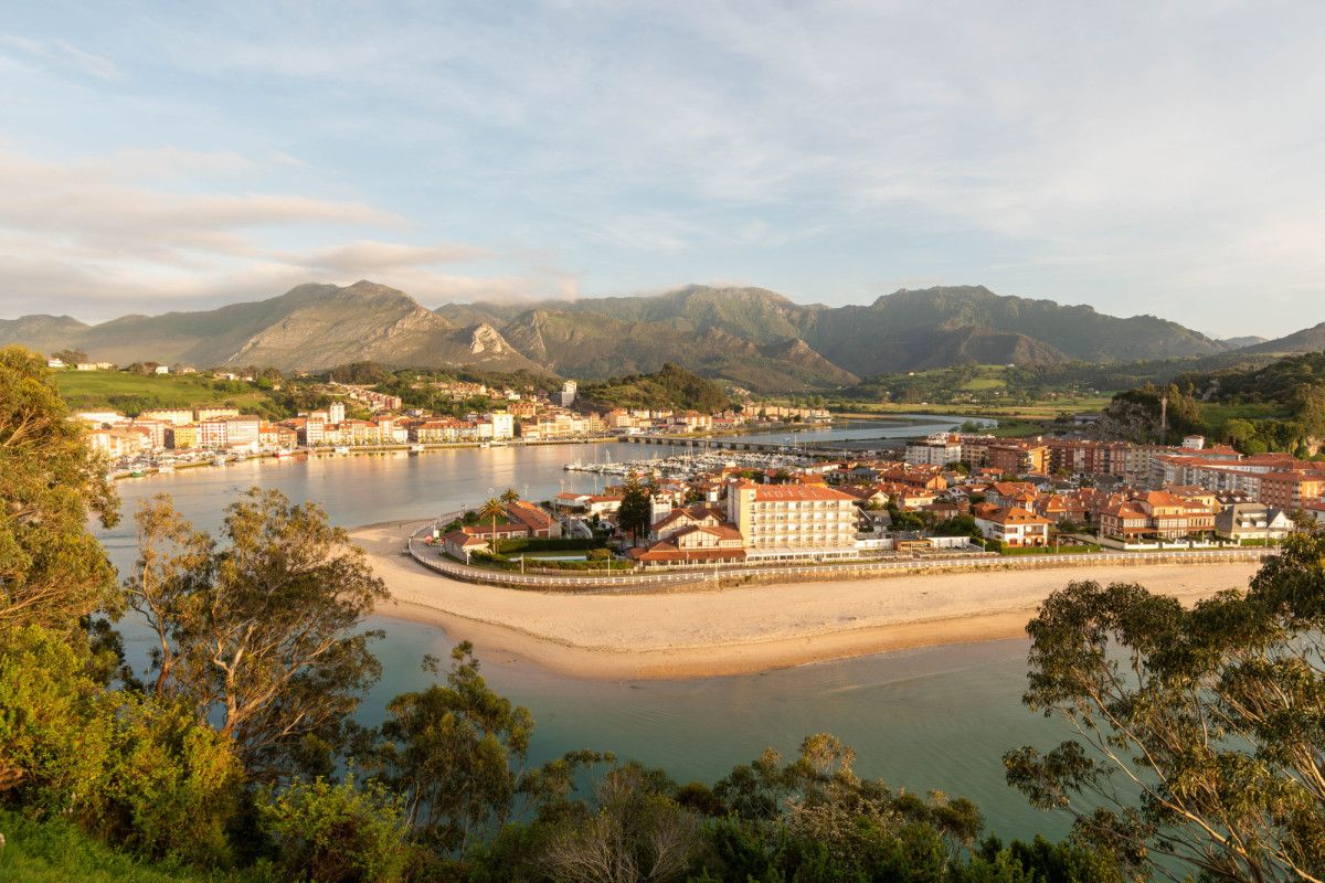 12 playas de Asturias para ba&ntilde;arse sin alejarse de la ciudad
