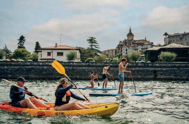 Los destinos familiares se reinventan para atraer a jóvenes, niños y mayores