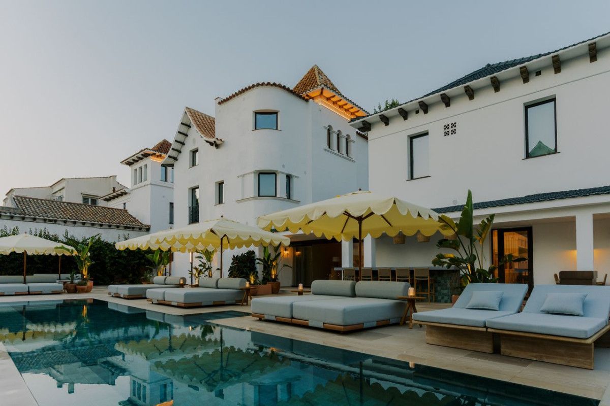 As&iacute; es el primer hotel de la l&iacute;nea Casa Mett, abierto en Sitges