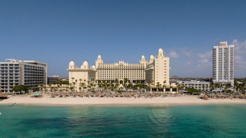Riu suma m&aacute;s lujo en el Caribe: as&iacute; transforma su buque insignia en Aruba 