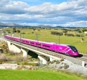 Renfe evalúa retirar más trenes de alta velocidad S106 AF tras reunirse con los maquinistas