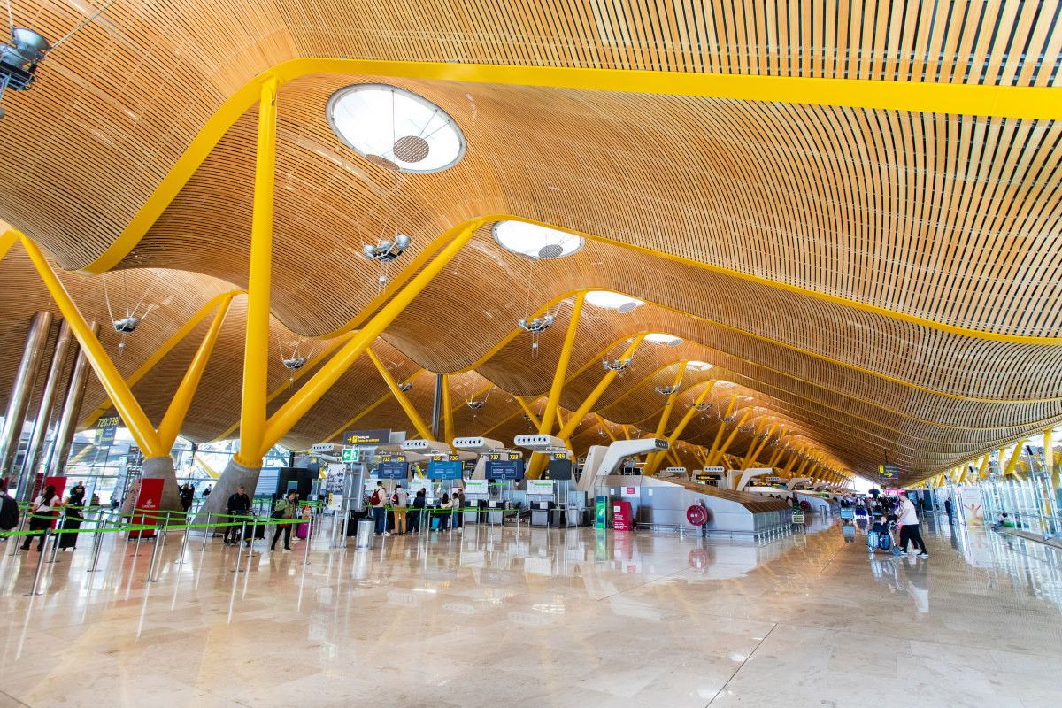 El dilema de ampliar los aeropuertos o alcanzar los objetivos climáticos