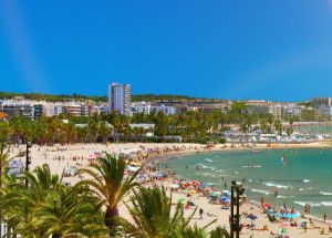 Balance hotelero del verano en el sol y playa: Cataluña lideró las reservas y Baleares el ADR